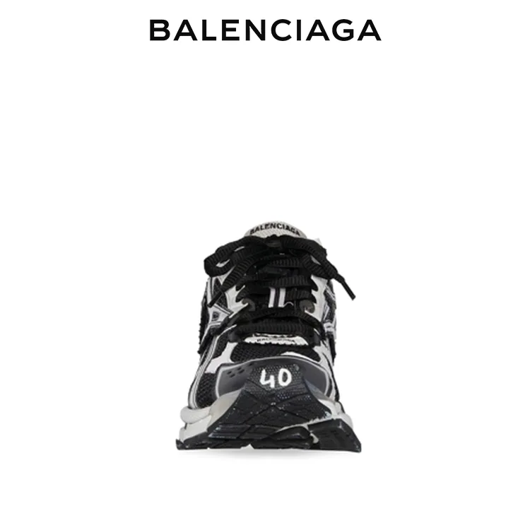 BALENCIAGA巴黎世家RUNNER磨損效果休閒運動鞋 黑白 男女同款