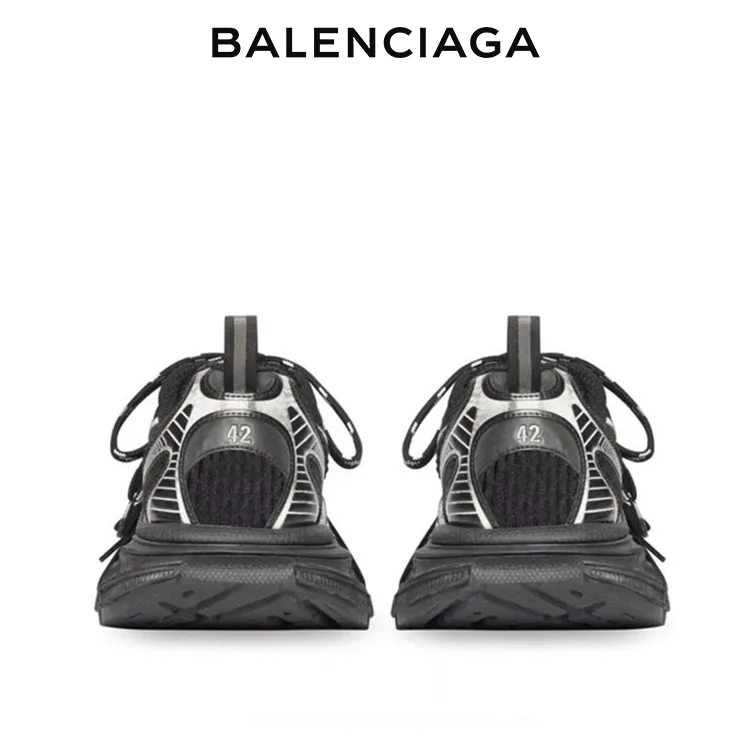 BALENCIAGA RUNNER KITH FOUR.COLOR 黑色復古休閒運動鞋 男女同款