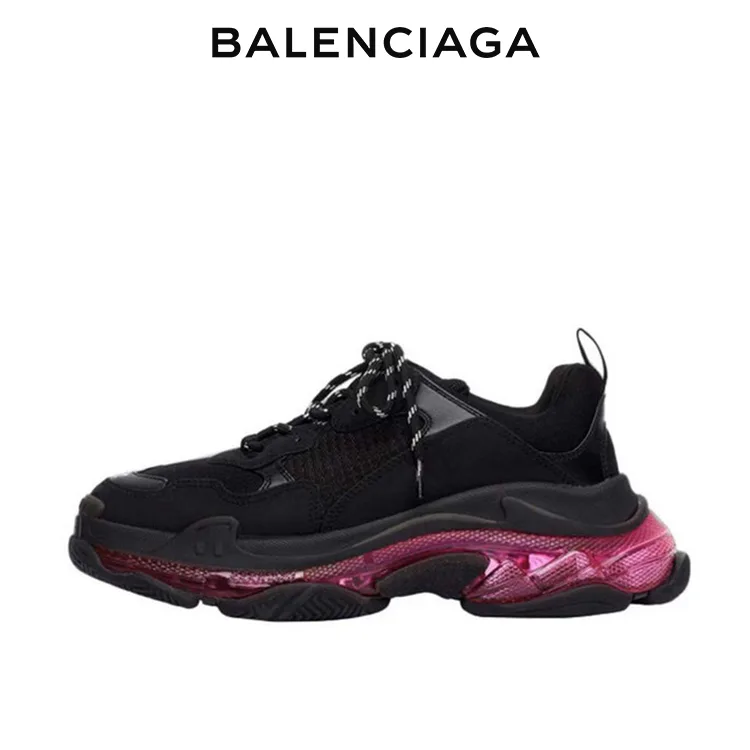 BALENCIAGA巴黎世家TRIPLE S女士黑粉老爹鞋